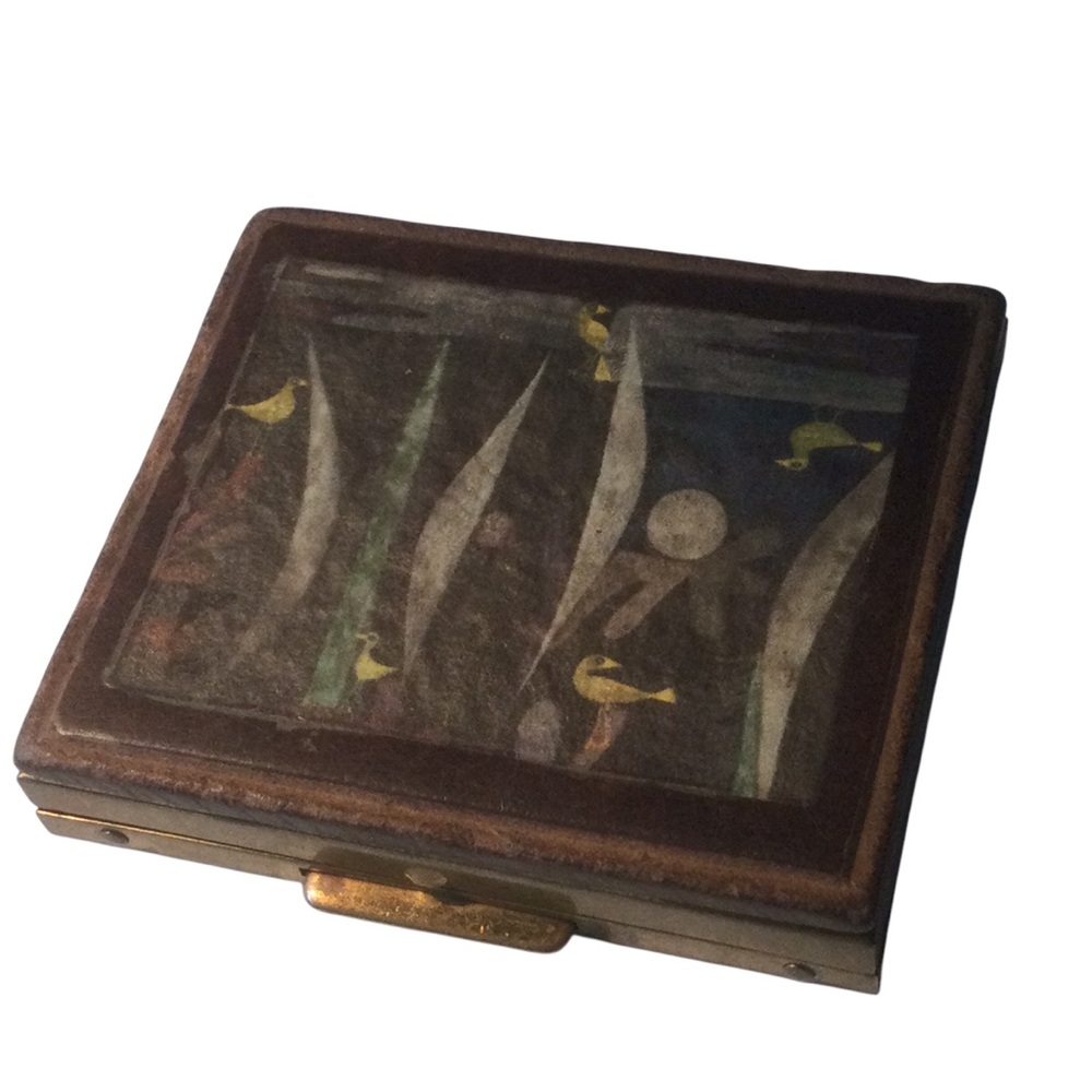 VTG Brass Powder Compact with Landscape Scene